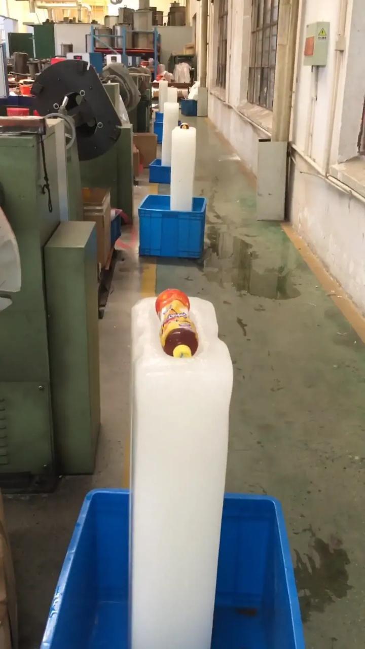 高温天气,某厂福利,就问羡不羡慕